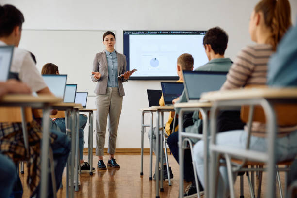 NEET Online Course Student